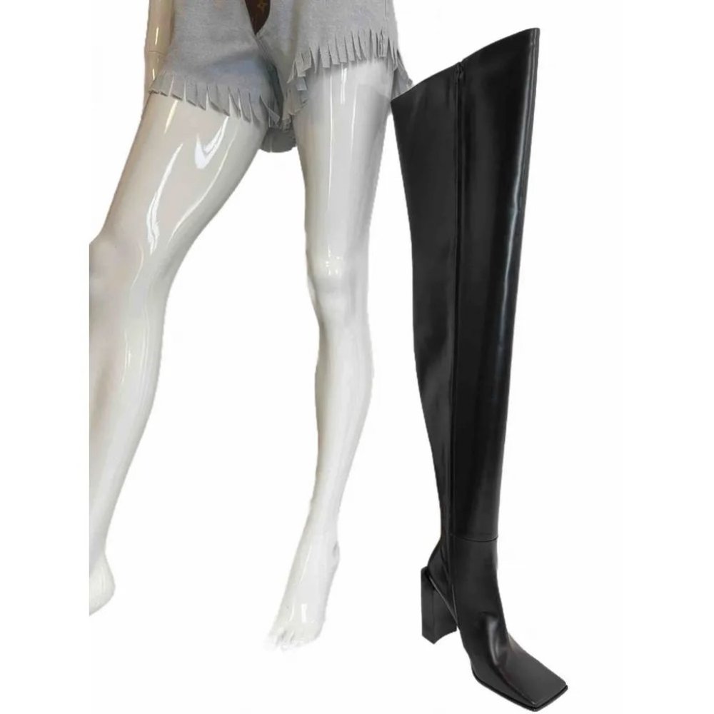 Balenciaga Quadro square-toe leather boots